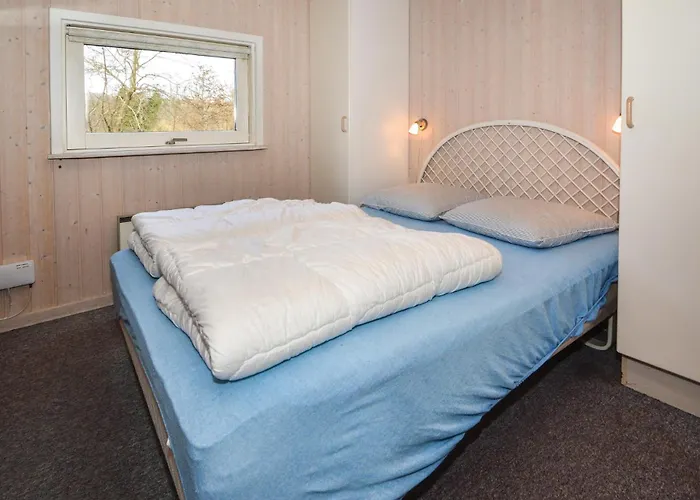 Nice In Haderslev With Kitchen Kelstrup Strand